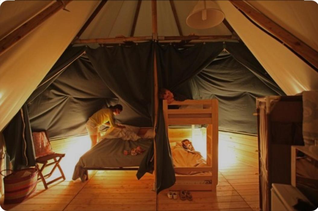 Camping Le Bois De Pins سالس-ليه-شاتو المظهر الخارجي الصورة